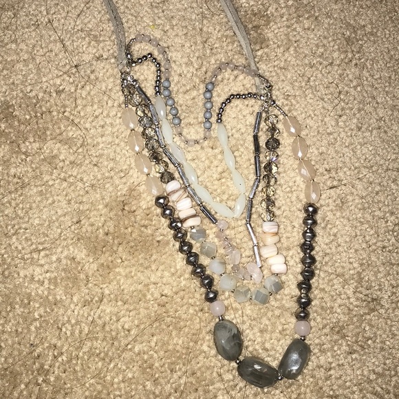 Two Statement Neckaces - Picture 2 of 3